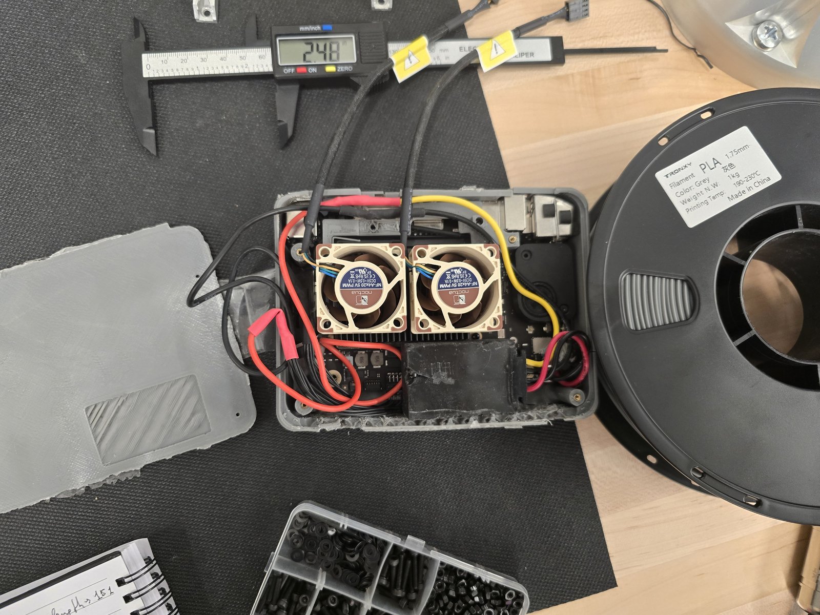 Custom-printed Mac mini case with Noctua fans